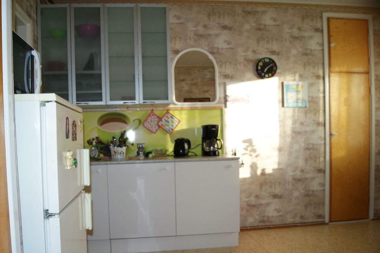 Lana Guest House Simpele Екстериор снимка